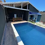 Casa Espacosa Com Piscina Em Ubatuba