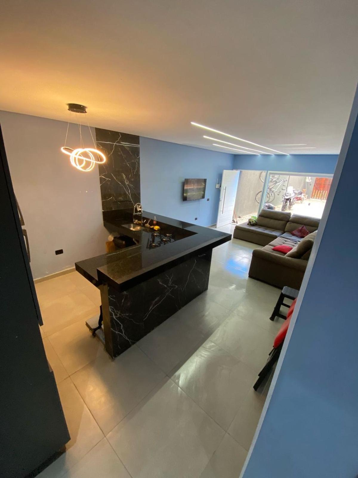 Casa de férias Casa Espacosa Com Piscina Em *